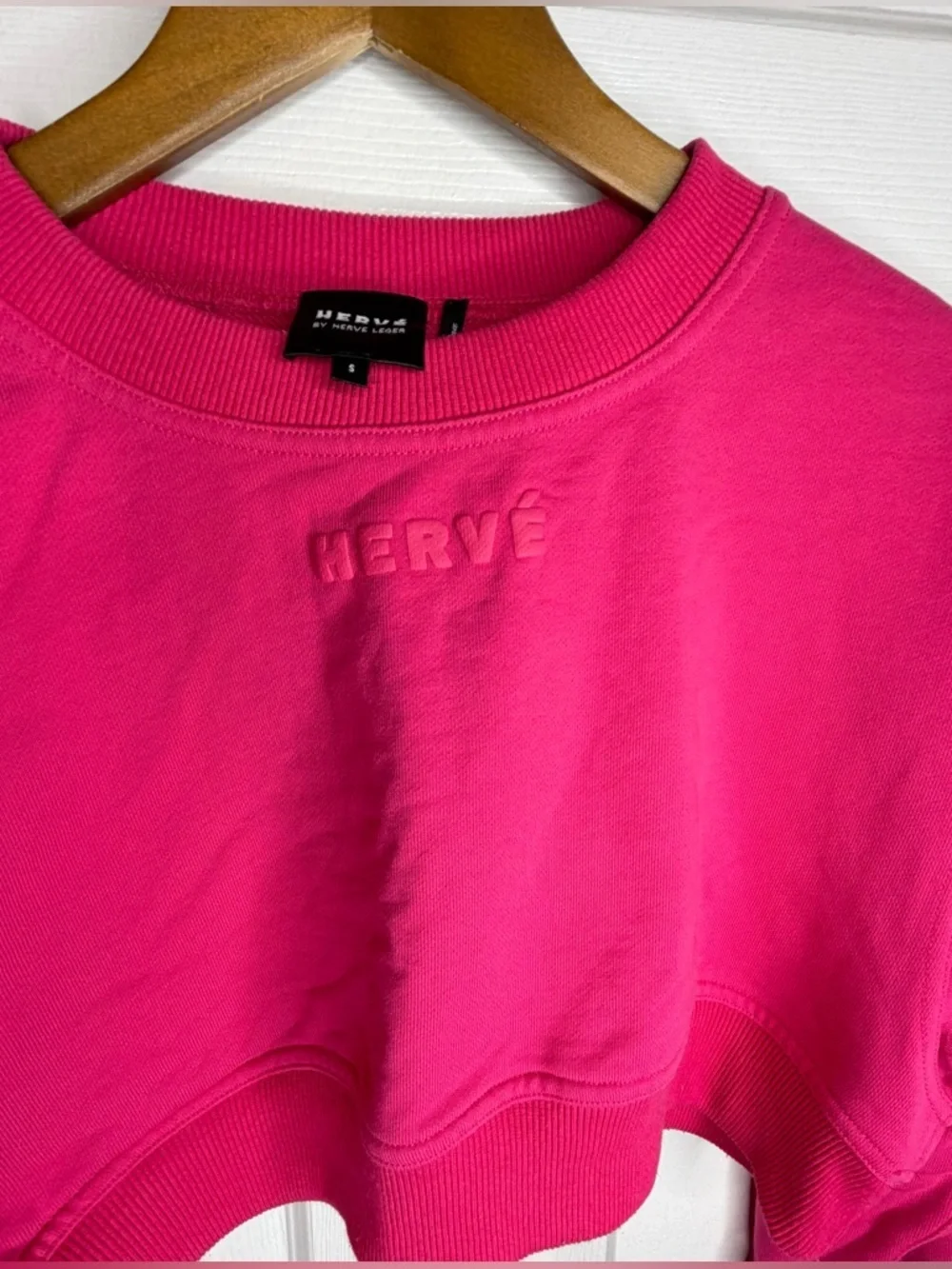 Herve Leger Women’s Small Pink Cropped Logo Sweatshirt S Long Sleeve Pullover